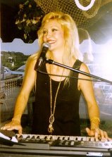 Joni Canova - Musical Entertainer